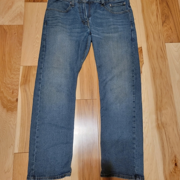 Mens Levi jeans - Picture 2 of 4